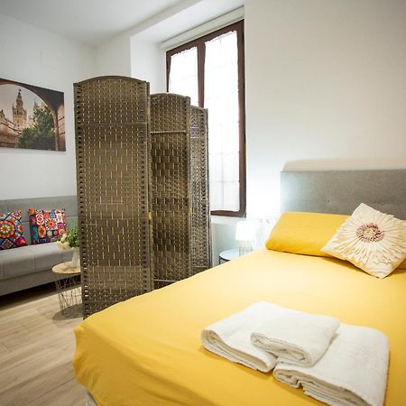 Wish Suite Cervantes Sevilha Exterior foto
