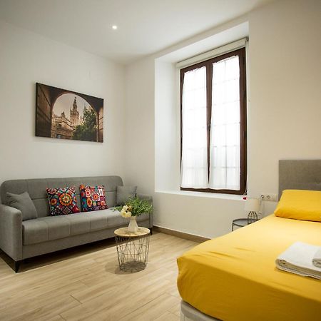 Wish Suite Cervantes Sevilha Exterior foto